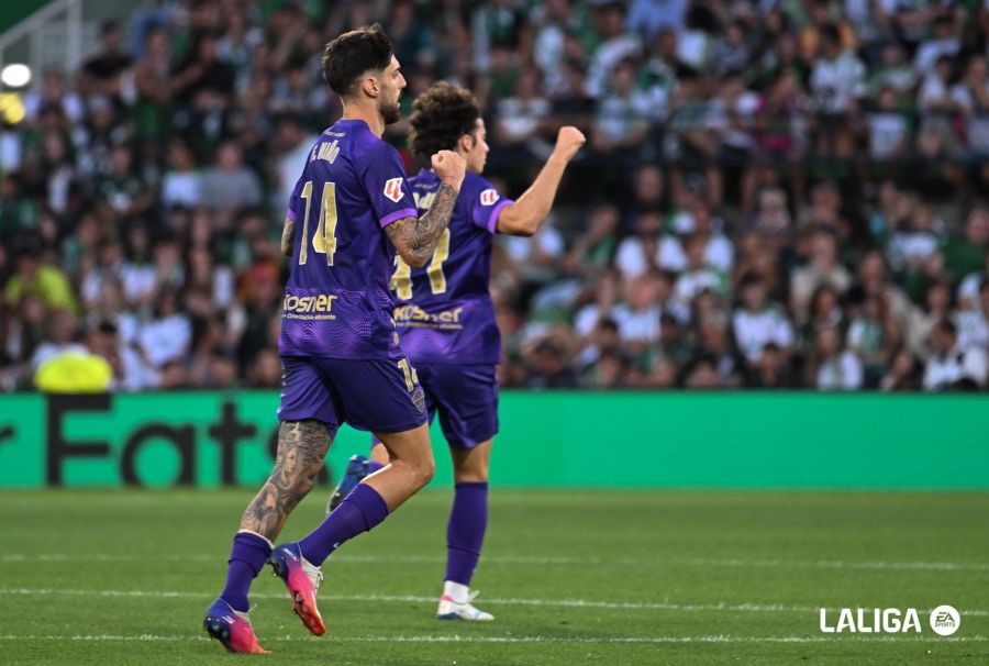 El Elche, "abierto" a reforzar la delantera solo si aparece una oportunidad que "mejore" lo que ya hay El Elche, "abierto" a reforzar la delantera solo si aparece una oportunidad que "mejore" lo que ya hay