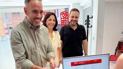 Rafa Simó formaliza su precandidatura a liderar la lista del PSPV-PSOE en Castelló Rafa Simó formaliza su precandidatura a liderar la lista del PSPV-PSOE en Castelló