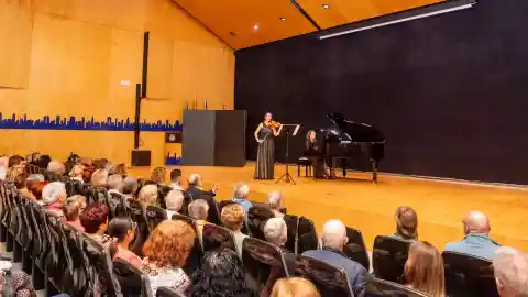 Benidorm recibe una subvención de 21.400 euros de la Diputación Provincial para programar actividades culturales Benidorm recibe una subvención de 21.400 euros de la Diputación Provincial para programar actividades culturales