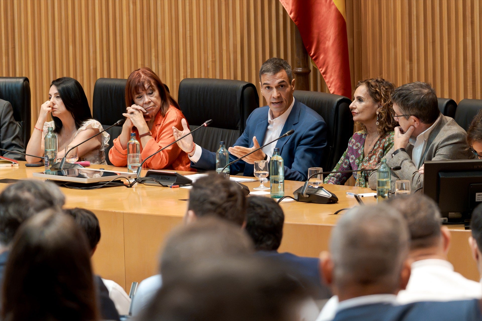 El presidente del Gobierno, Pedro Sánchez, la presidenta del PSOE, Cristina Narbona, y la vicesecretaria general del PSOE, María Jesús Montero El presidente del Gobierno, Pedro Sánchez, la presidenta del PSOE, Cristina Narbona, y la vicesecretaria general del PSOE, María Jesús Montero