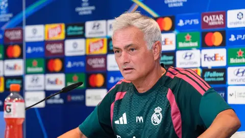 Alineación probable hoy del Real Madrid contra el Inter de Milán: problemas para Mourinho con las bajas en el centro del campo Alineación probable hoy del Real Madrid contra el Inter de Milán: problemas para Mourinho con las bajas en el centro del campo