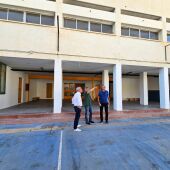 Visita de los responsables municipales al CEIP Virgen de la Puerta