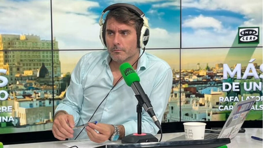 Rafa Latorre, en el estudio de Onda Cero/ Rafa Sanz del R&iacute;o