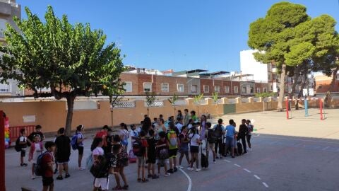 Inicio de curso en un colegio de Alzira