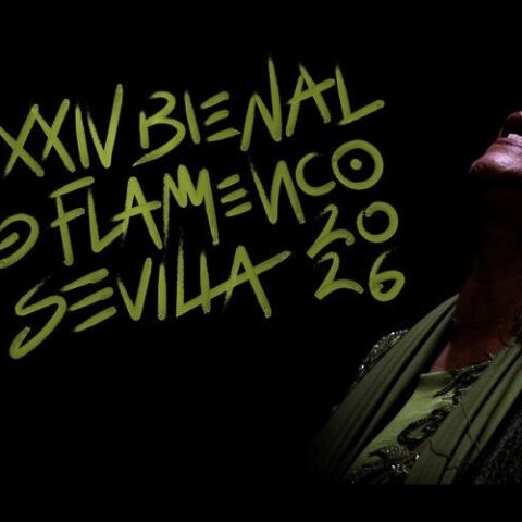 Un espectacular pregón cantado desde los balcones de la Plaza de san Francisco abre hoy la Bienal