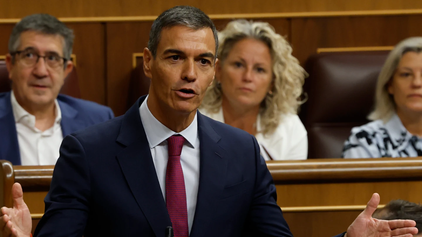 El presidente del Gobierno, Pedro Sánchez, interviene durante la primera sesión de control del Congreso del curso político, este miércoles. El presidente del Gobierno, Pedro Sánchez, interviene durante la primera sesión de control del Congreso del curso político, este miércoles. EFE/ J.J. Guillén