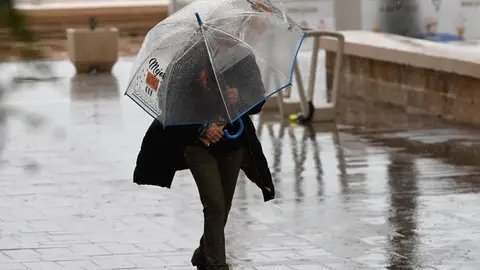 La Aemet eleva a naranja el aviso por lluvias y tormentas en varias zonas de Almería La Aemet eleva a naranja el aviso por lluvias y tormentas en varias zonas de Almería