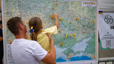 La vuelta al cole en Ucrania se ve empañada por los bombardeos rusos y el retroceso escolar de millones de menores / Audio: Diana Rodríguez Pretel / Imagen: Lorena Sopêna - Europa Press La vuelta al cole en Ucrania se ve empañada por los bombardeos rusos y el retroceso escolar de millones de menores / Audio: Diana Rodríguez Pretel / Imagen: Lorena Sopêna - Europa Press