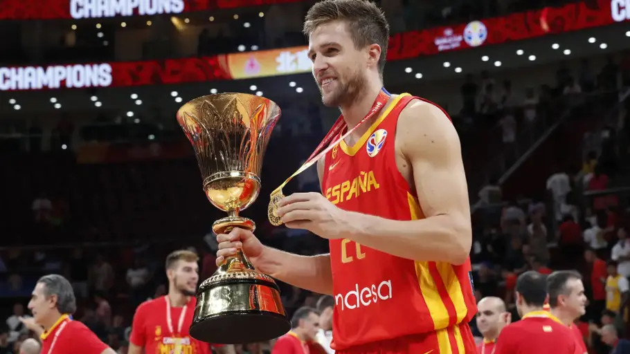 Xavi Rabaseda, un campeón del mundo para el Espanyol Bàsquet Cornellà Xavi Rabaseda, un campeón del mundo para el Espanyol Bàsquet Cornellà