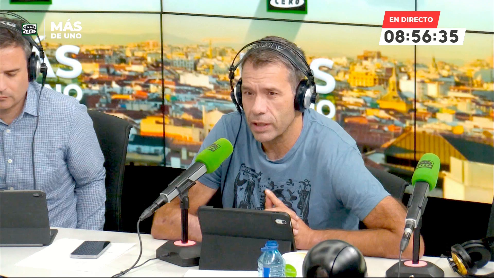 Rubén Amón corrige las palabras del presidente del Gobierno: "Sánchez no es un perro, pero sí tiene amo, Marruecos" Rubén Amón corrige las palabras del presidente del Gobierno: "Sánchez no es un perro, pero sí tiene amo, Marruecos"