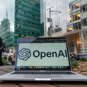 Fotografía de archivo de un ordenador con el logo de OpenAI Fotografía de archivo de un ordenador con el logo de OpenAI