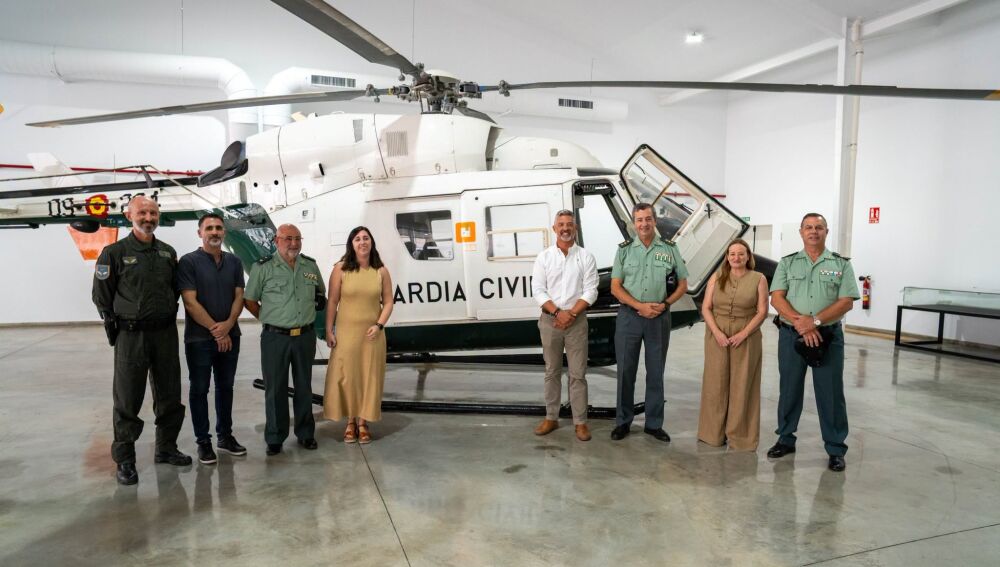 Base Forum incorpora un helicóptero de la Guardia Civil que prestó servicio en la Unidad Aérea de Rota