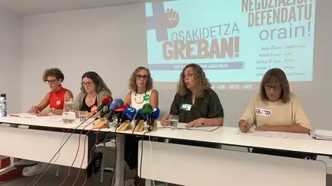 Los sindicatos vascos convocan cinco jornadas de huelga en Osakidetza para exigir mejoras para todo el personal Los sindicatos vascos convocan cinco jornadas de huelga en Osakidetza para exigir mejoras para todo el personal