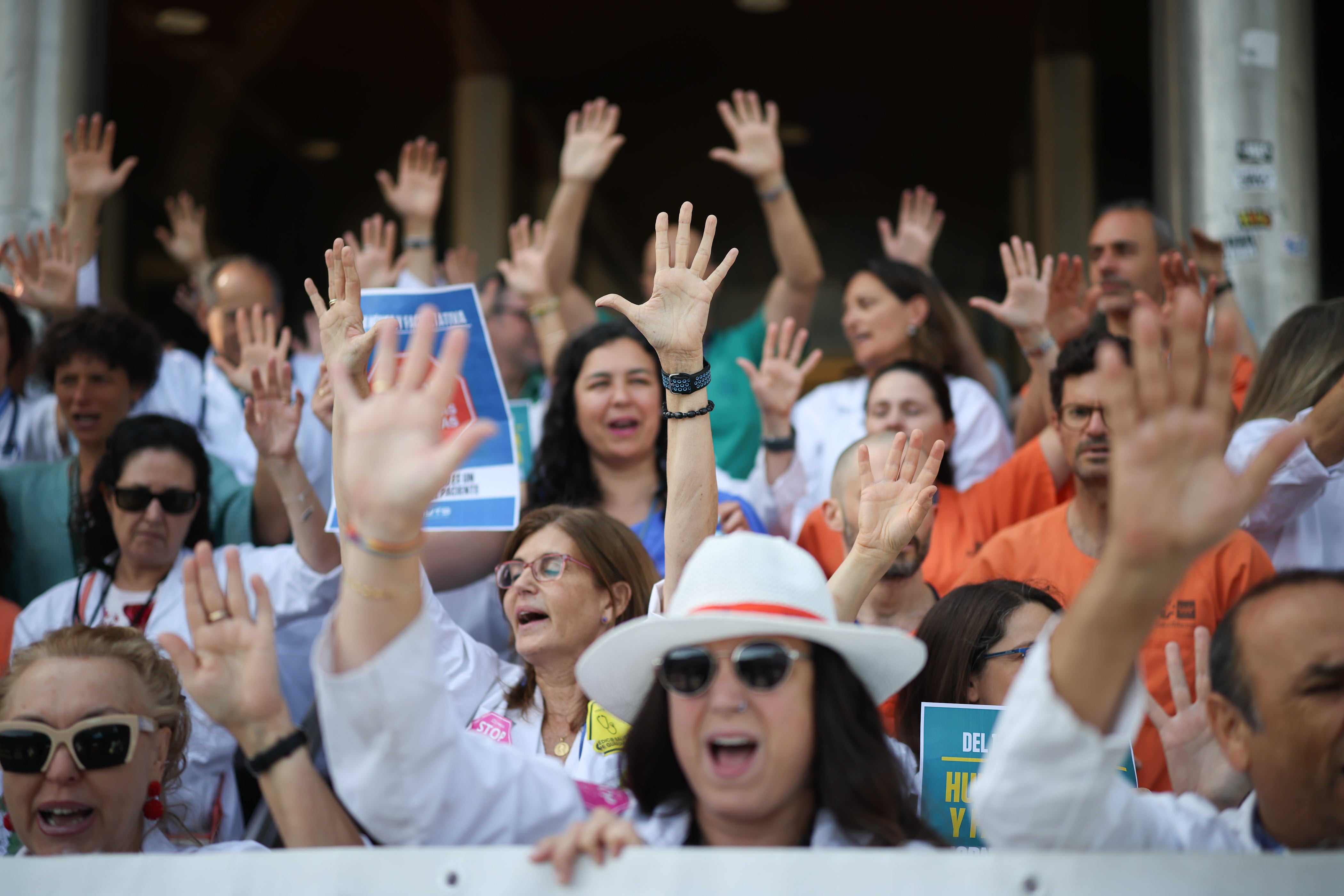 Los sindicatos médicos convocan una huelga indefinida a partir del 28 de octubre tras el rechazo del Estatuto Marco Los sindicatos médicos convocan una huelga indefinida a partir del 28 de octubre tras el rechazo del Estatuto Marco