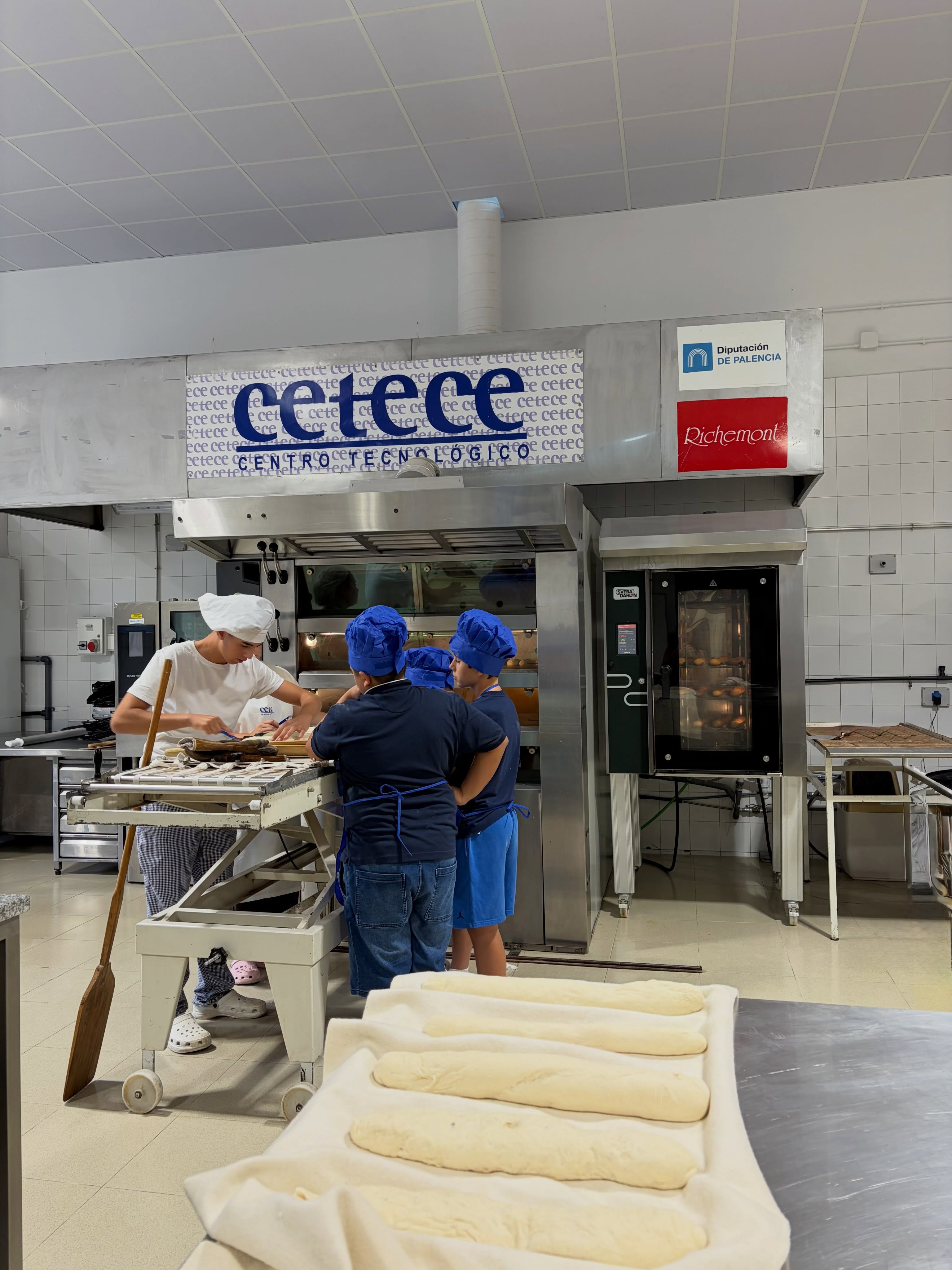 CETECE y Diputación ponen en marcha el I Certamen de Castilla y León de Jóvenes Talentos Culinarios “Alimentos de Palencia” Food Experience CETECE y Diputación ponen en marcha el I Certamen de Castilla y León de Jóvenes Talentos Culinarios “Alimentos de Palencia” Food Experience