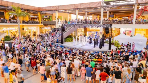 Zenia Boulevard celebra 14 años con un mes de experiencias, cultura y entretenimiento Zenia Boulevard celebra 14 años con un mes de experiencias, cultura y entretenimiento