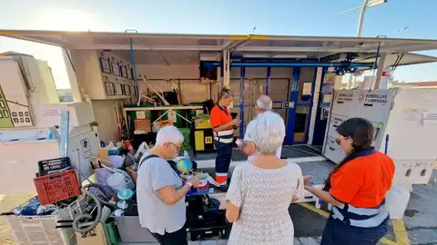 Castellón inicia este martes el cobro de la tasa de basuras con casi 2,6 millones en bonificaciones Castellón inicia este martes el cobro de la tasa de basuras con casi 2,6 millones en bonificaciones
