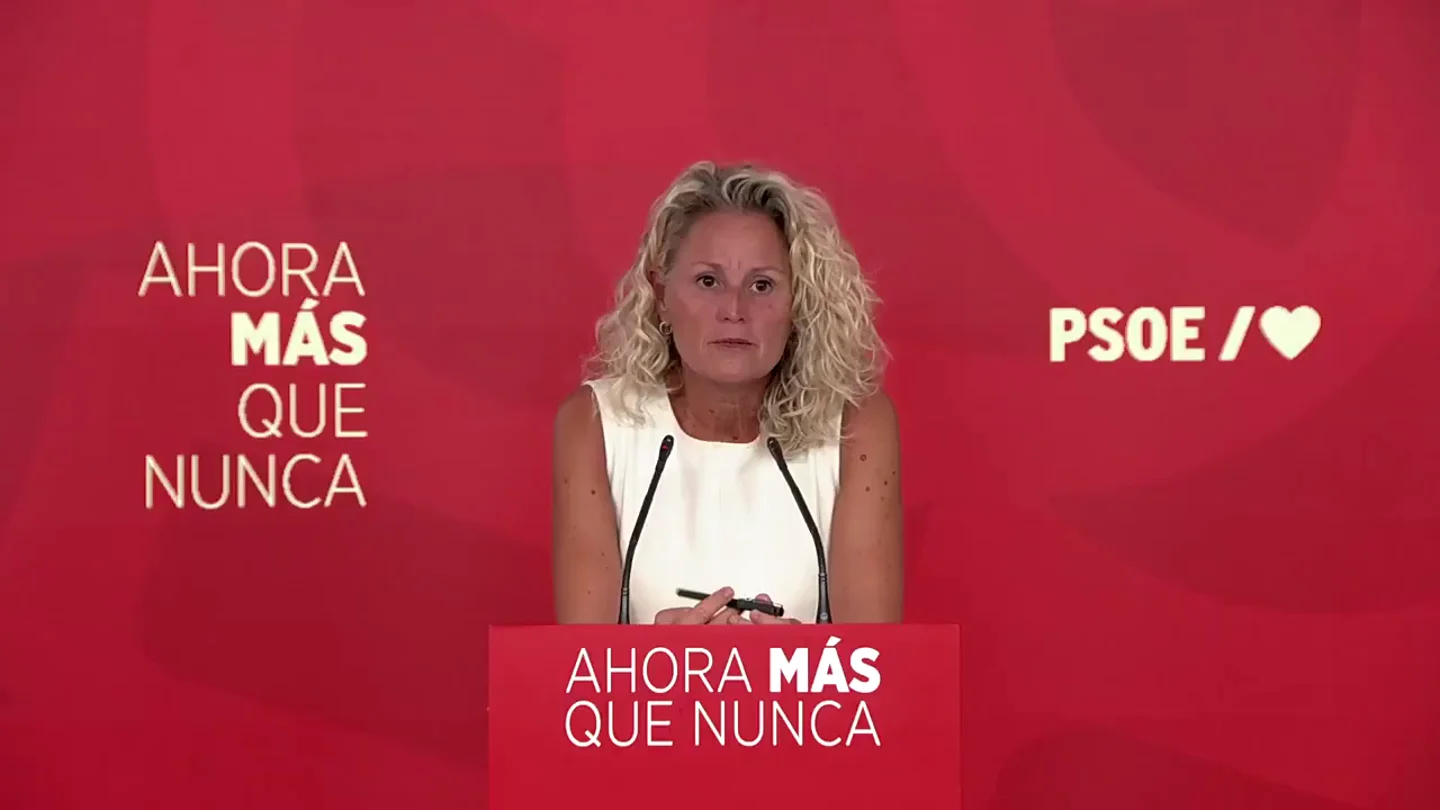 La portavoz del PSOE estalla tras los insultos al presidente durante el GP de Madrid La portavoz del PSOE estalla tras los insultos al presidente durante el GP de Madrid