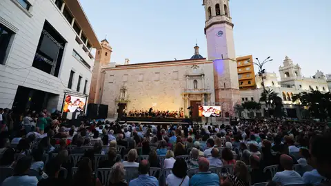 Burriana cierra por todo lo alto sus Fiestas de la Misericordia 2026 con un homenaje a su historia y su identidad Burriana cierra por todo lo alto sus Fiestas de la Misericordia 2026 con un homenaje a su historia y su identidad