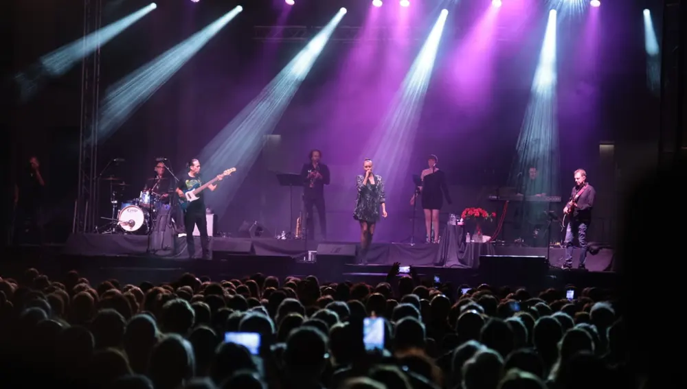 shaila Durcal en concierto en la plaza Mayor. shaila Durcal en concierto en la plaza Mayor.