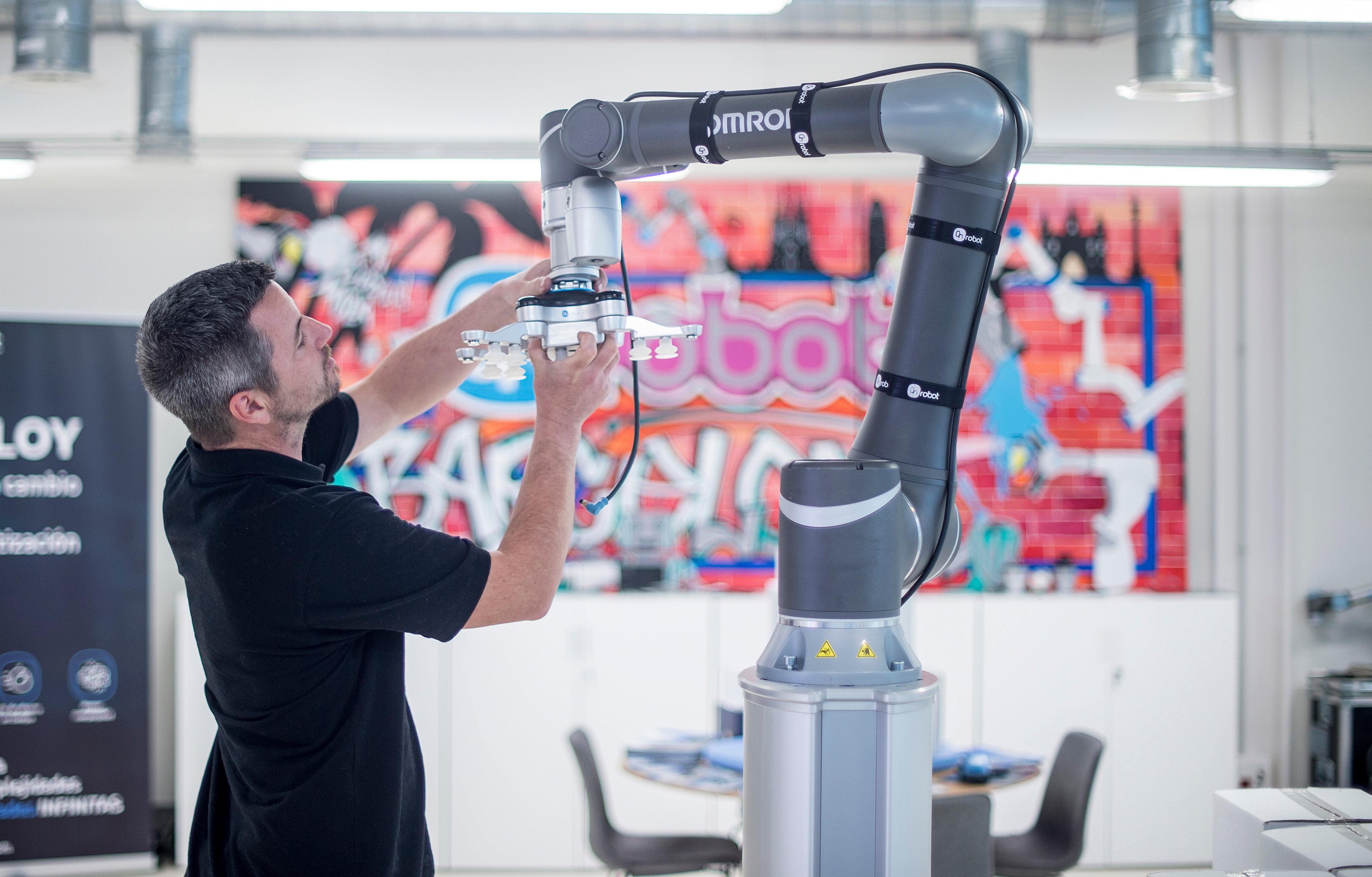 Pere Navarro sobre la innovación de DFactory: "Queremos que la industria se integre en la vida ciudadana" Pere Navarro sobre la innovación de DFactory: "Queremos que la industria se integre en la vida ciudadana"