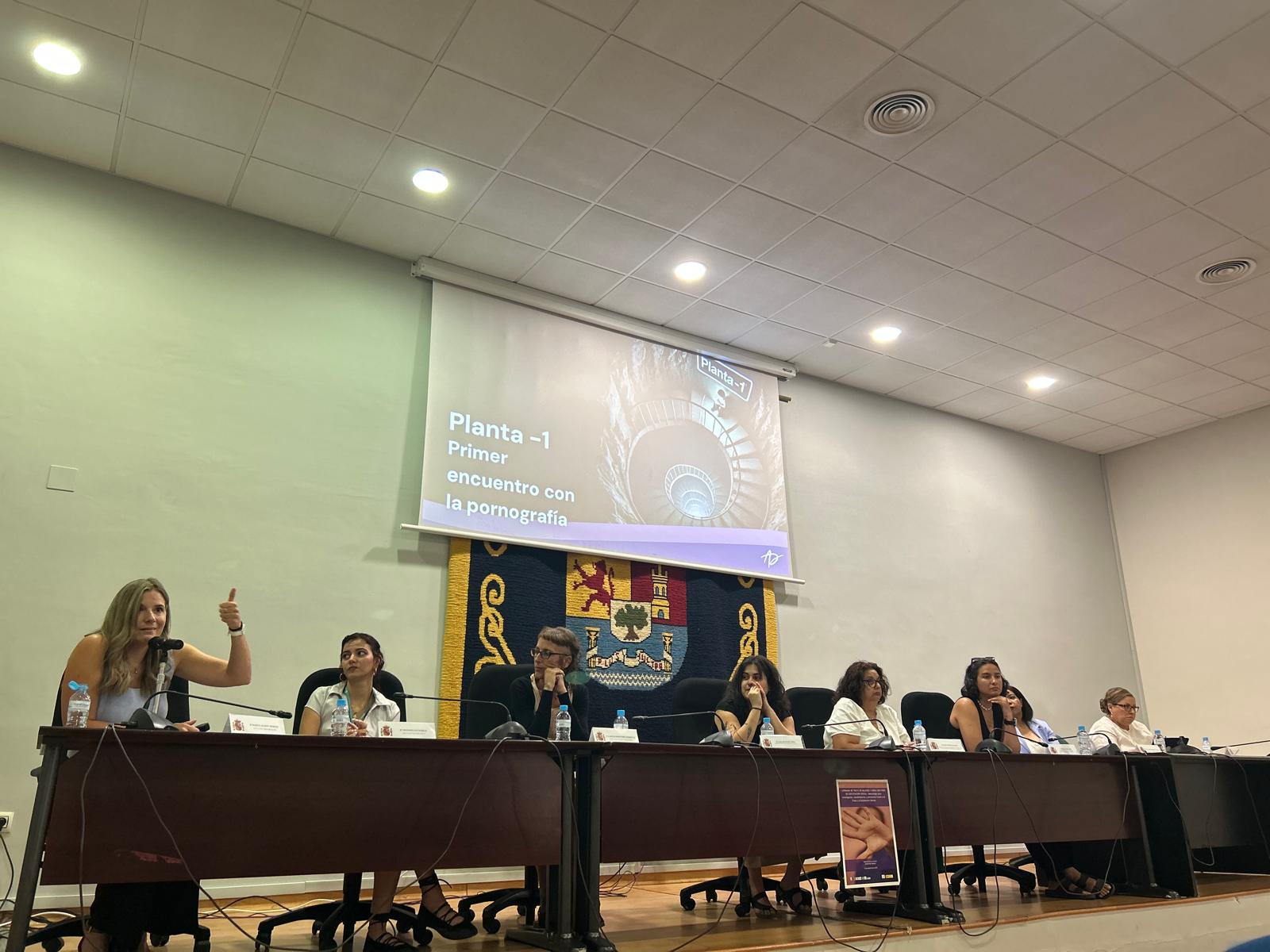 El IMEX reclama una respuesta coordinada frente a la trata de mujeres y niñas con fines de explotación sexual en Almendralejo El IMEX reclama una respuesta coordinada frente a la trata de mujeres y niñas con fines de explotación sexual en Almendralejo