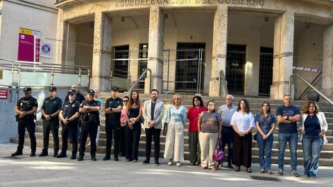 Minuto de silencio en la Subdelegación del Gobierno de Ciudad Real Minuto de silencio en la Subdelegación del Gobierno de Ciudad Real