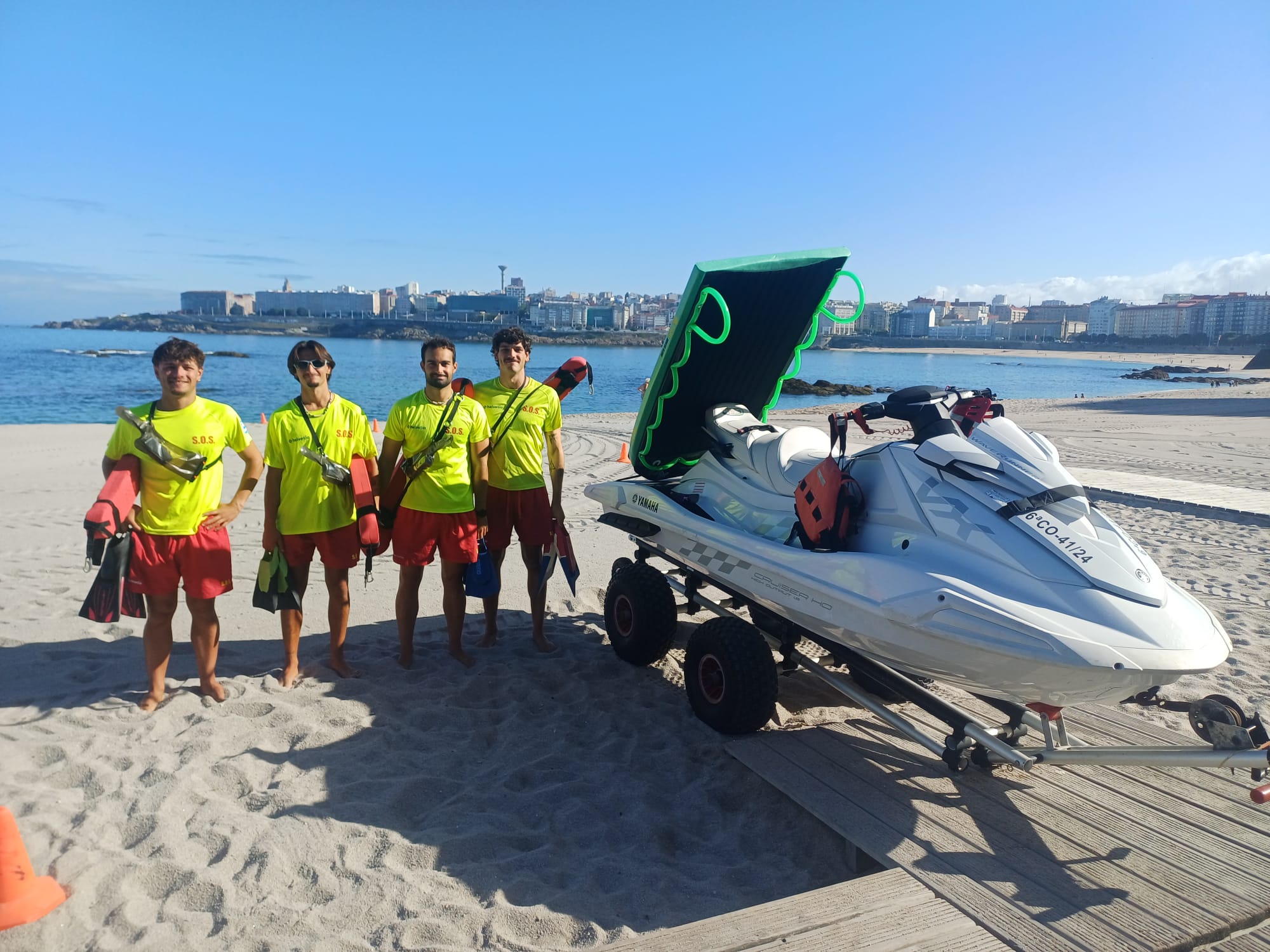Punto y final a una temporada de verano tranquila en las playas coruñesas Punto y final a una temporada de verano tranquila en las playas coruñesas