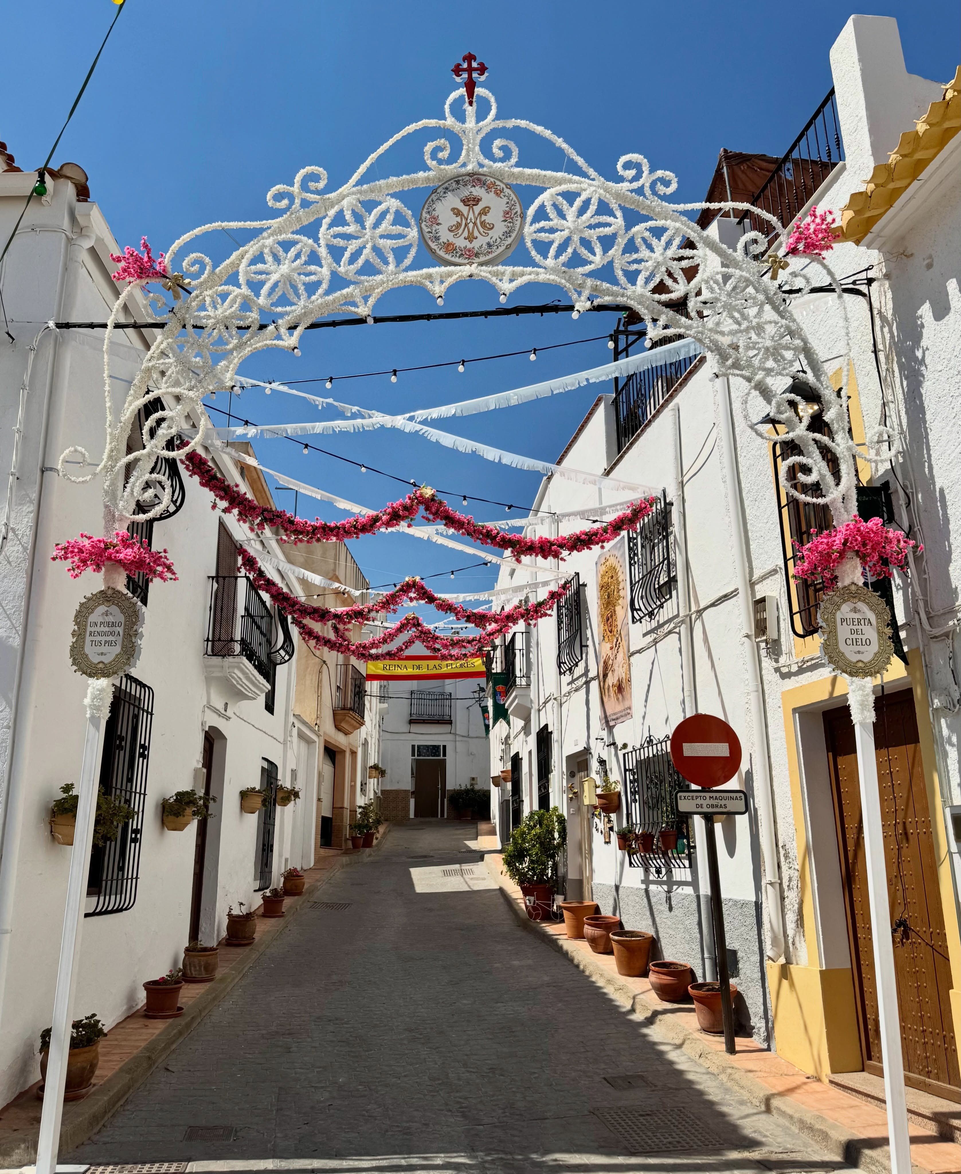 Lucainena de las Torres ultima preparativos para la Feria en honor a la Virgen de Monte-Sión Lucainena de las Torres ultima preparativos para la Feria en honor a la Virgen de Monte-Sión