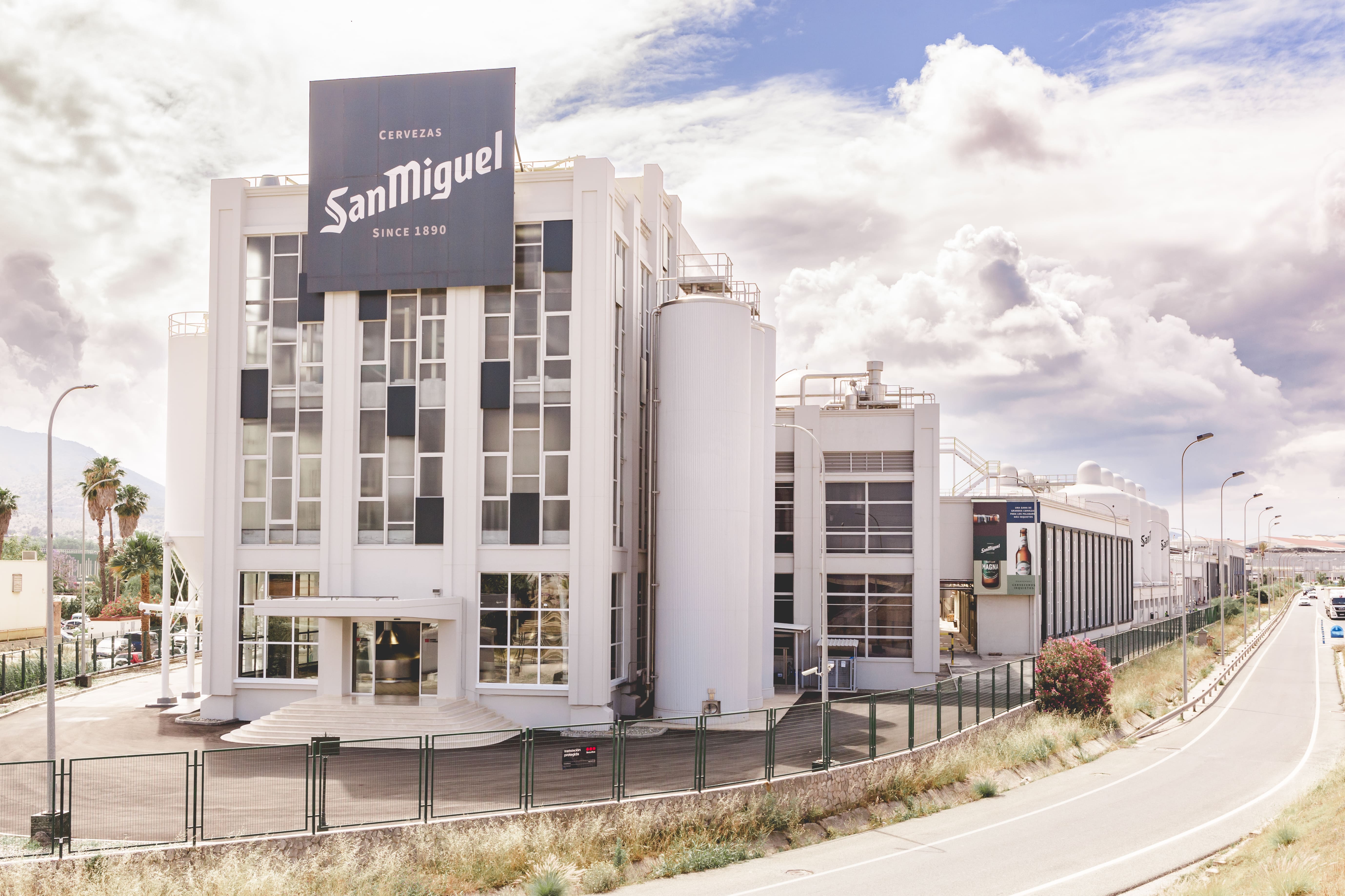 Mahou San Miguel reconocerá a personas y entidades que han contribuido al desarrollo de Málaga Mahou San Miguel reconocerá a personas y entidades que han contribuido al desarrollo de Málaga