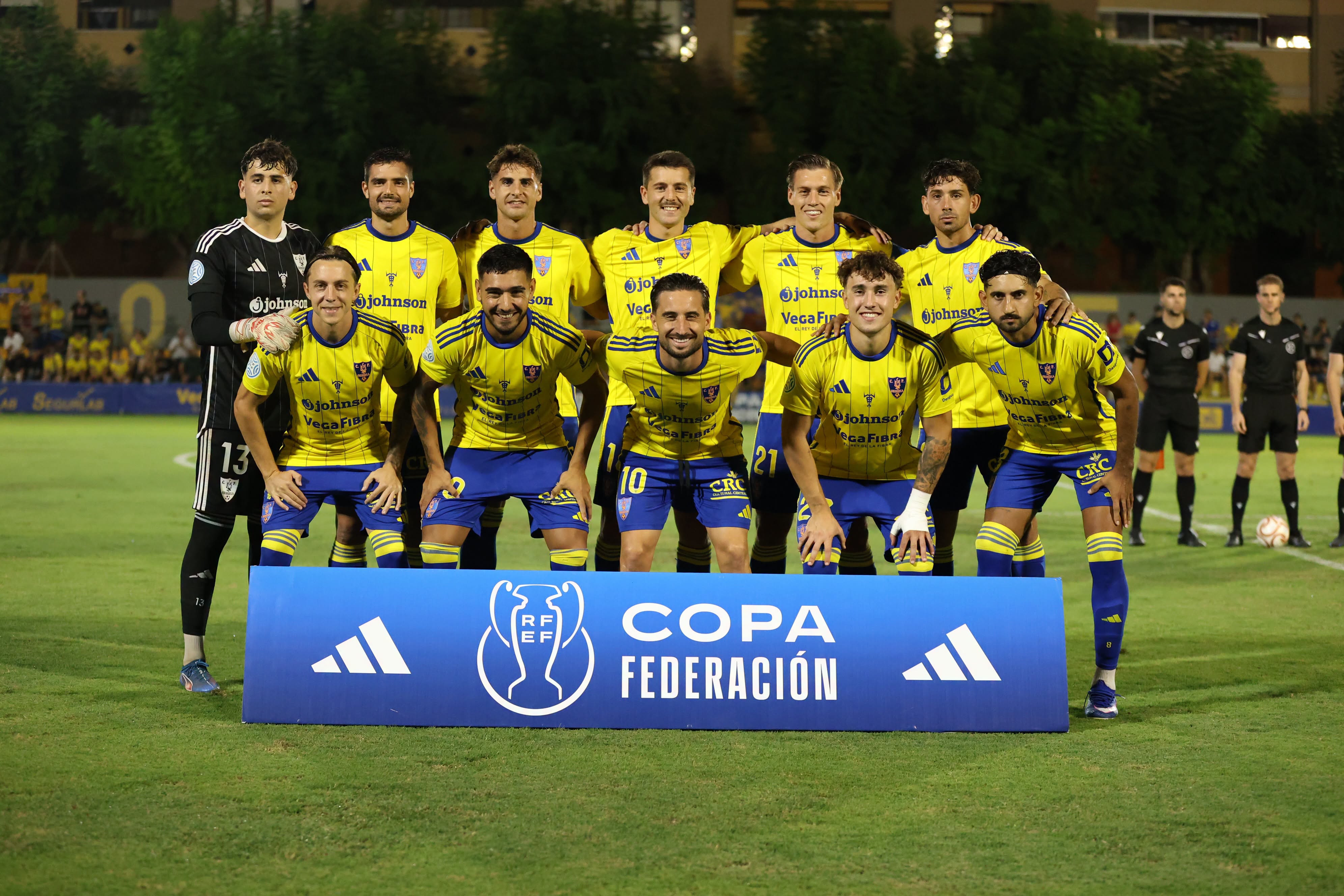 El Orihuela CF roza la gesta ante el Real Murcia y cae en la prórroga El Orihuela CF roza la gesta ante el Real Murcia y cae en la prórroga
