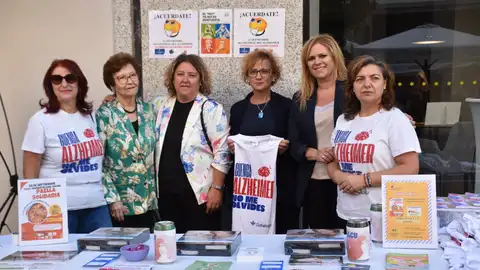 La Diputación de Cuenca respalda la atención a las personas con Alzheimer y sus familias a través de Cuenca Inclusiva La Diputación de Cuenca respalda la atención a las personas con Alzheimer y sus familias a través de Cuenca Inclusiva