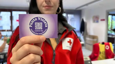 Ayuntamiento de Cuenca y Cruz Roja Juventud distribuirán 500 tarjetas con código QR para informar sobre los Puntos Violeta durante San Mateo Ayuntamiento de Cuenca y Cruz Roja Juventud distribuirán 500 tarjetas con código QR para informar sobre los Puntos Violeta durante San Mateo