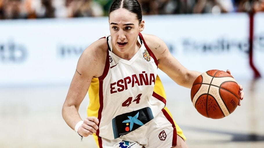 Iyana Mart&iacute;n, con la selecci&oacute;n espa&ntilde;ola