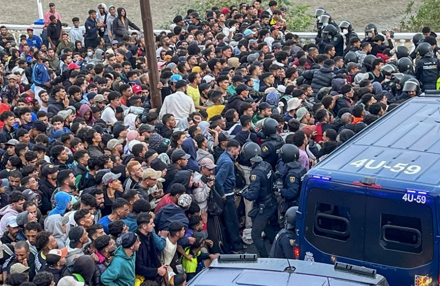 Tensión en el traslado de migrantes Tensión en el traslado de migrantes