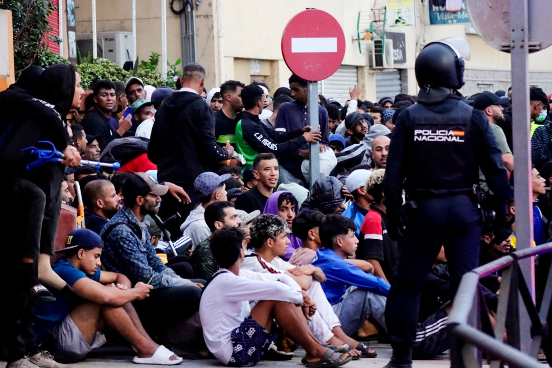 Ana Alarcón, portavoz del sindicato de policía SUP: "El riesgo en el Puerto de Ceuta sigue existiendo" Ana Alarcón, portavoz del sindicato de policía SUP: "El riesgo en el Puerto de Ceuta sigue existiendo"