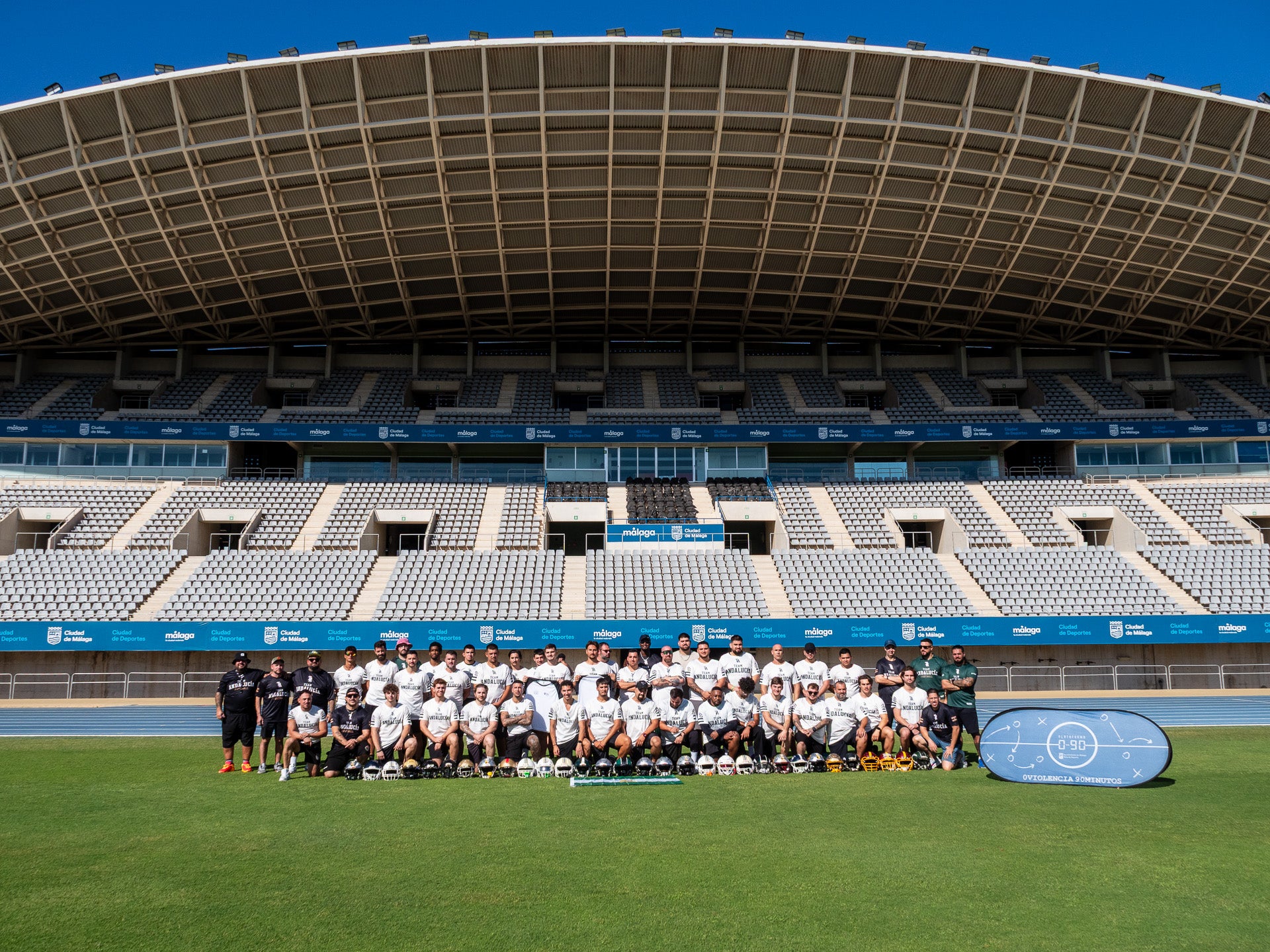 Éxito de participación en el II Clínic de Fútbol Americano del pasado sábado 12 de septiembre Éxito de participación en el II Clínic de Fútbol Americano del pasado sábado 12 de septiembre