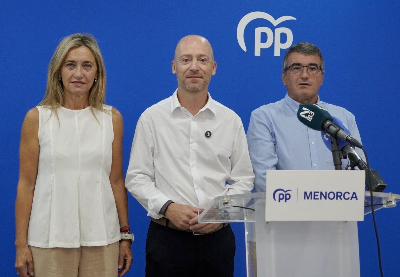 PP en Rueda de Prensa PP en Rueda de Prensa