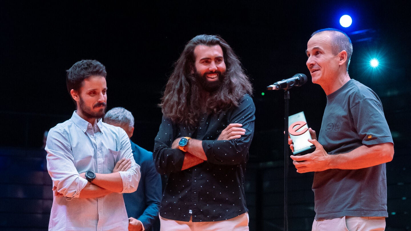 Recogida del Gran Premio del Jurado de los Premios Eventoplus, otorgado a Last Lap