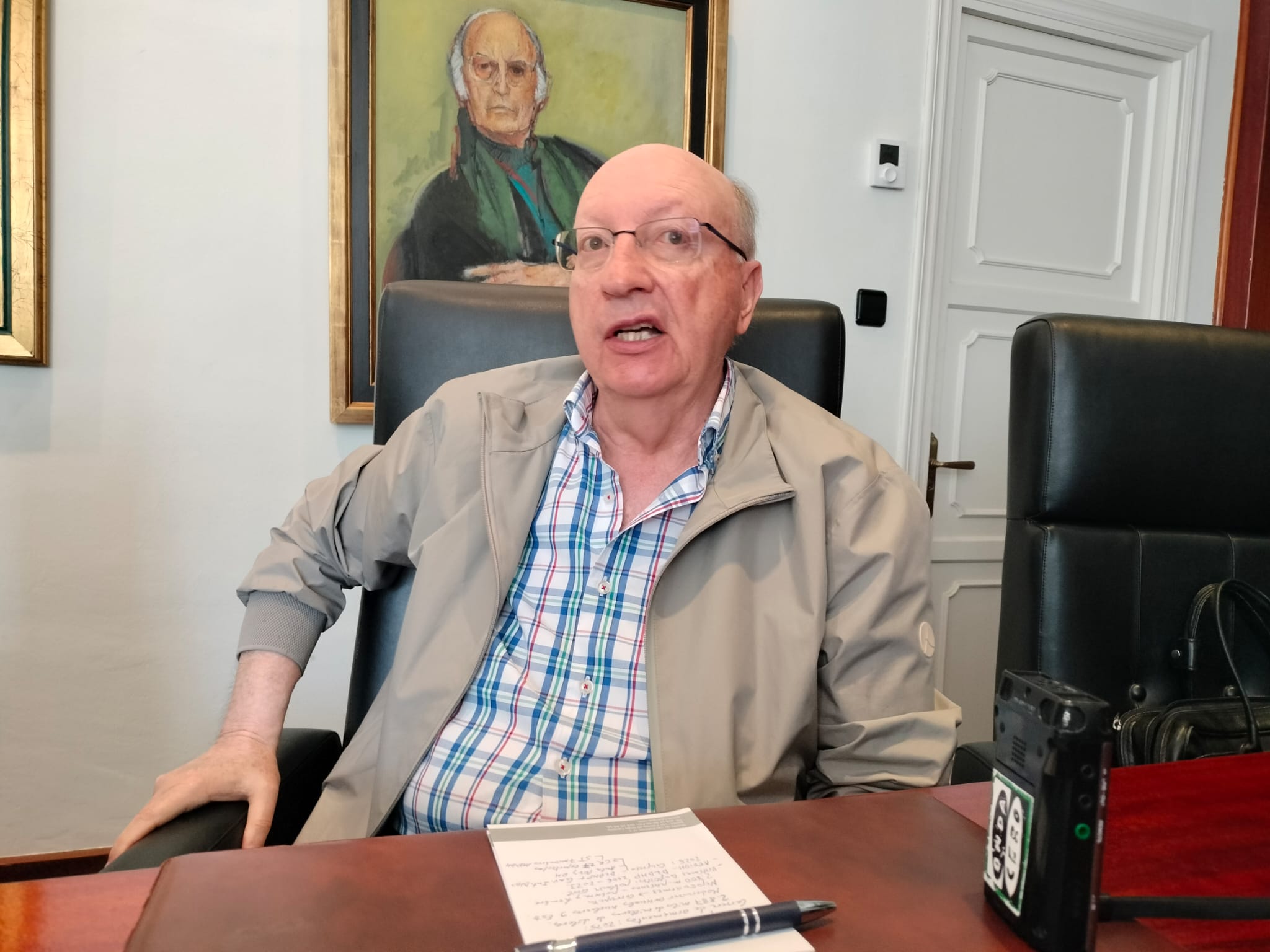 Carlos Villán, Luarca reúne a expertos internacionales para defender una sociedad "más justa, igualitaria y solidaria" Carlos Villán, Luarca reúne a expertos internacionales para defender una sociedad "más justa, igualitaria y solidaria"
