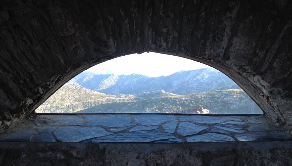 Vista de la sierra desde la cima de la Peña de Francia
