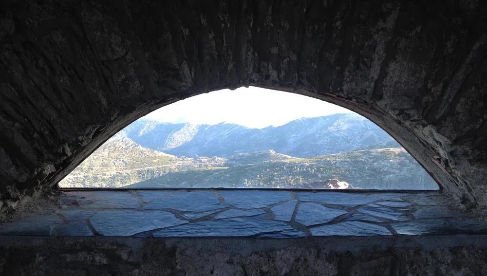 Vista de la sierra desde la cima de la Peña de Francia Vista de la sierra desde la cima de la Peña de Francia