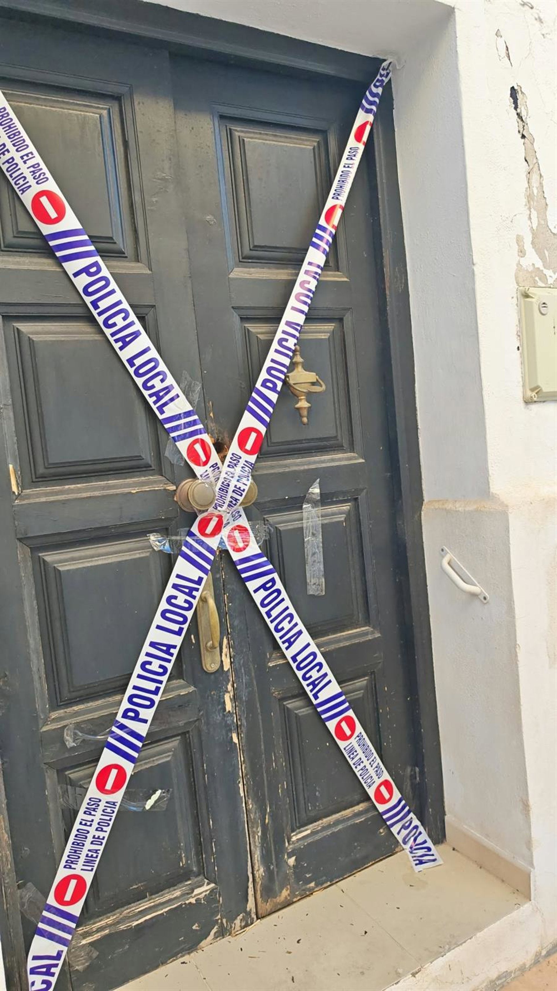 Policía Local y Guardia Civil frustran un intento de okupación en Íllora tras el aviso de los vecinos Policía Local y Guardia Civil frustran un intento de okupación en Íllora tras el aviso de los vecinos
