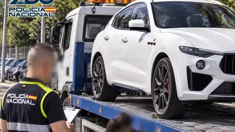 Recuperan en Almería un coche de más de 200.000 euros robado en Italia Recuperan en Almería un coche de más de 200.000 euros robado en Italia
