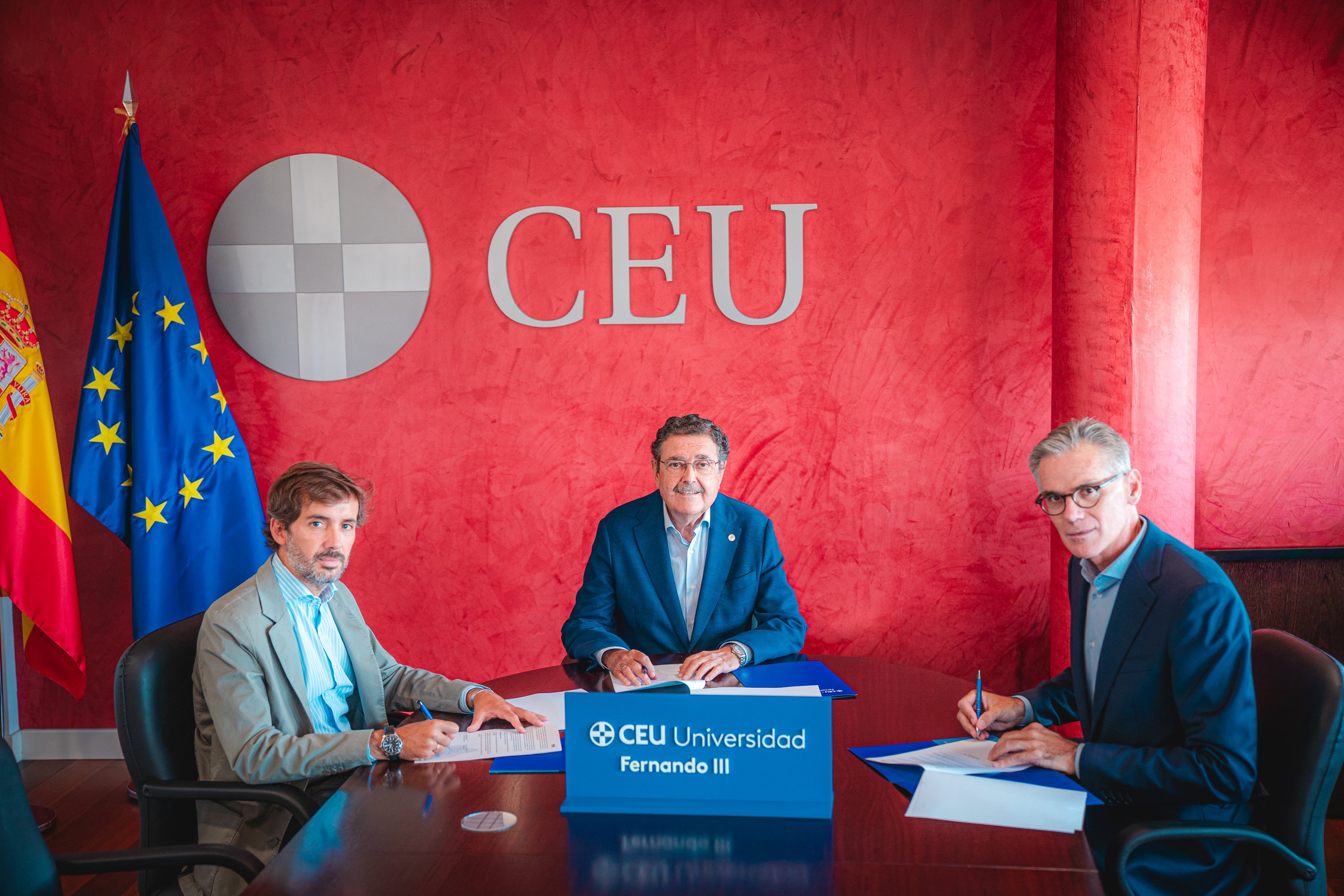 La Universidad CEU Fernando III impulsa el talento tecnológico de los jóvenes a través de su colaboración con el programa SPUTNIK La Universidad CEU Fernando III impulsa el talento tecnológico de los jóvenes a través de su colaboración con el programa SPUTNIK