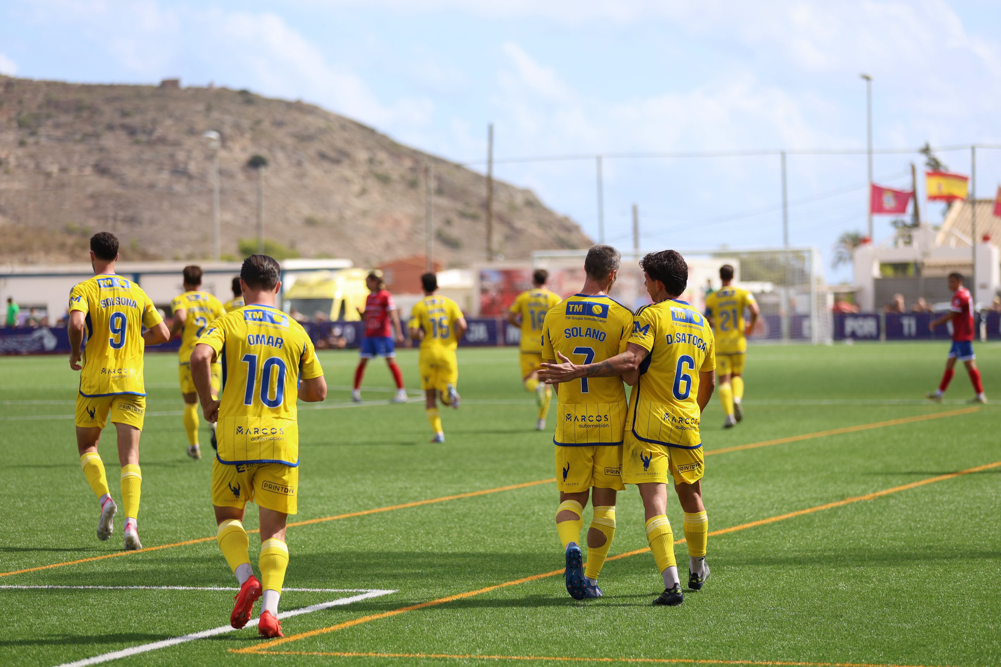 El Orihuela CF rescata un punto en la Minera y el SC Torrevieja cae en Sagunto El Orihuela CF rescata un punto en la Minera y el SC Torrevieja cae en Sagunto