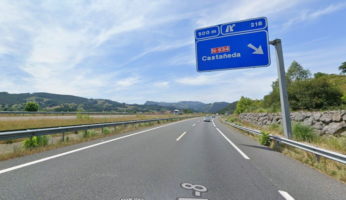 Fallece un hombre de 85 años en un accidente de tráfico en la A-8 en Pomaluengo Fallece un hombre de 85 años en un accidente de tráfico en la A-8 en Pomaluengo