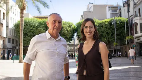 Joan Baldoví y Esther Díez en Elche. Joan Baldoví y Esther Díez en Elche.