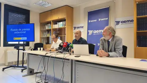 Los responsables de AEMET han presentado el balance del verano y las previsiones del otoño. Los responsables de AEMET han presentado el balance del verano y las previsiones del otoño.