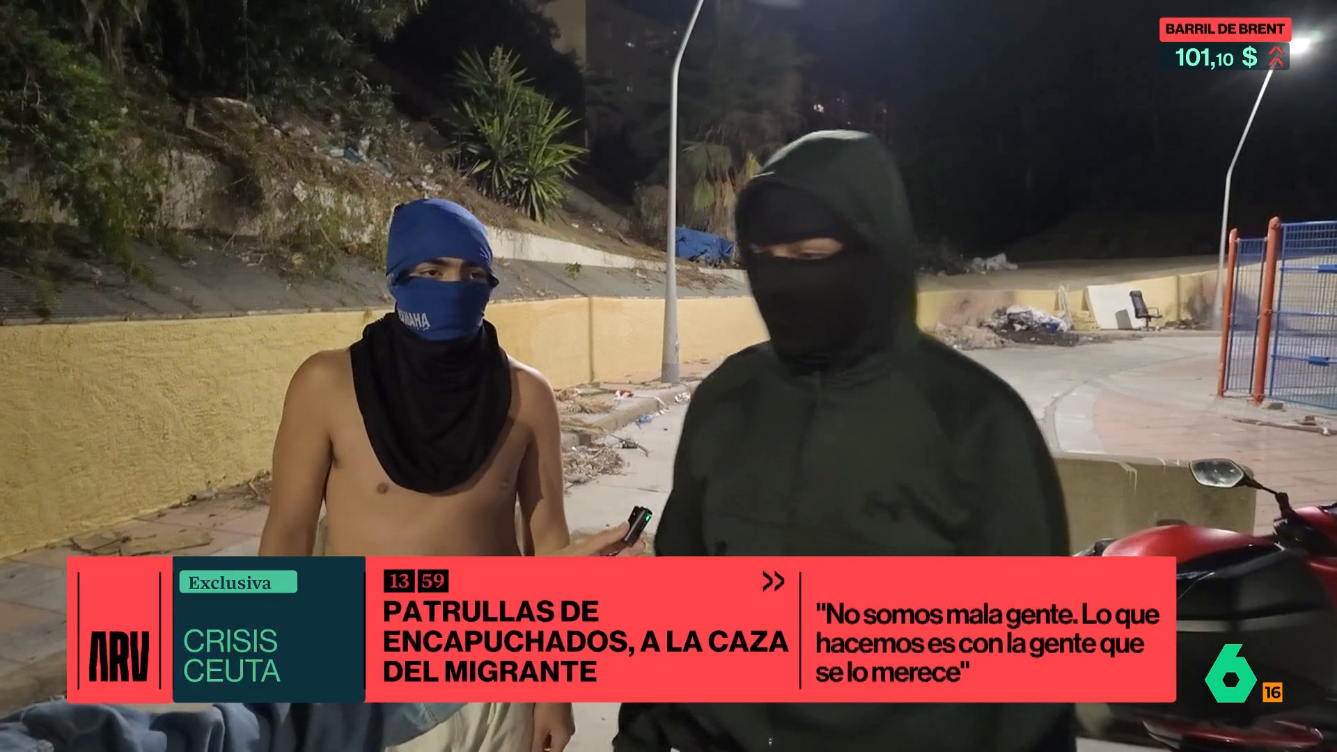La 'patrulla ciudadana' que apaliza a migrantes en Ceuta se justifica: "Lo hacemos con quien se lo merece" La 'patrulla ciudadana' que apaliza a migrantes en Ceuta se justifica: "Lo hacemos con quien se lo merece"